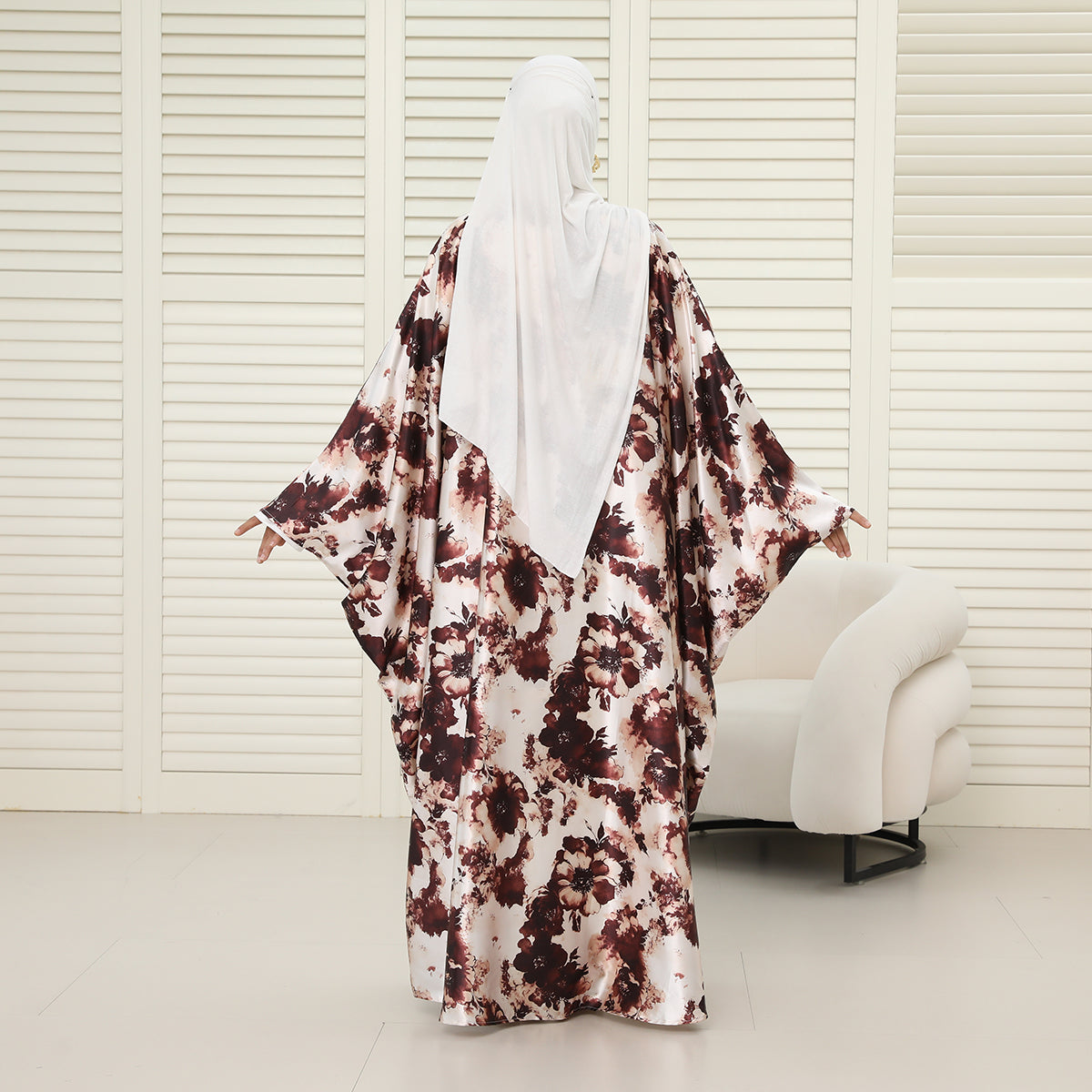 Oversized Batwing Abaya with Hidden Belt & Zipper (NCK004)
