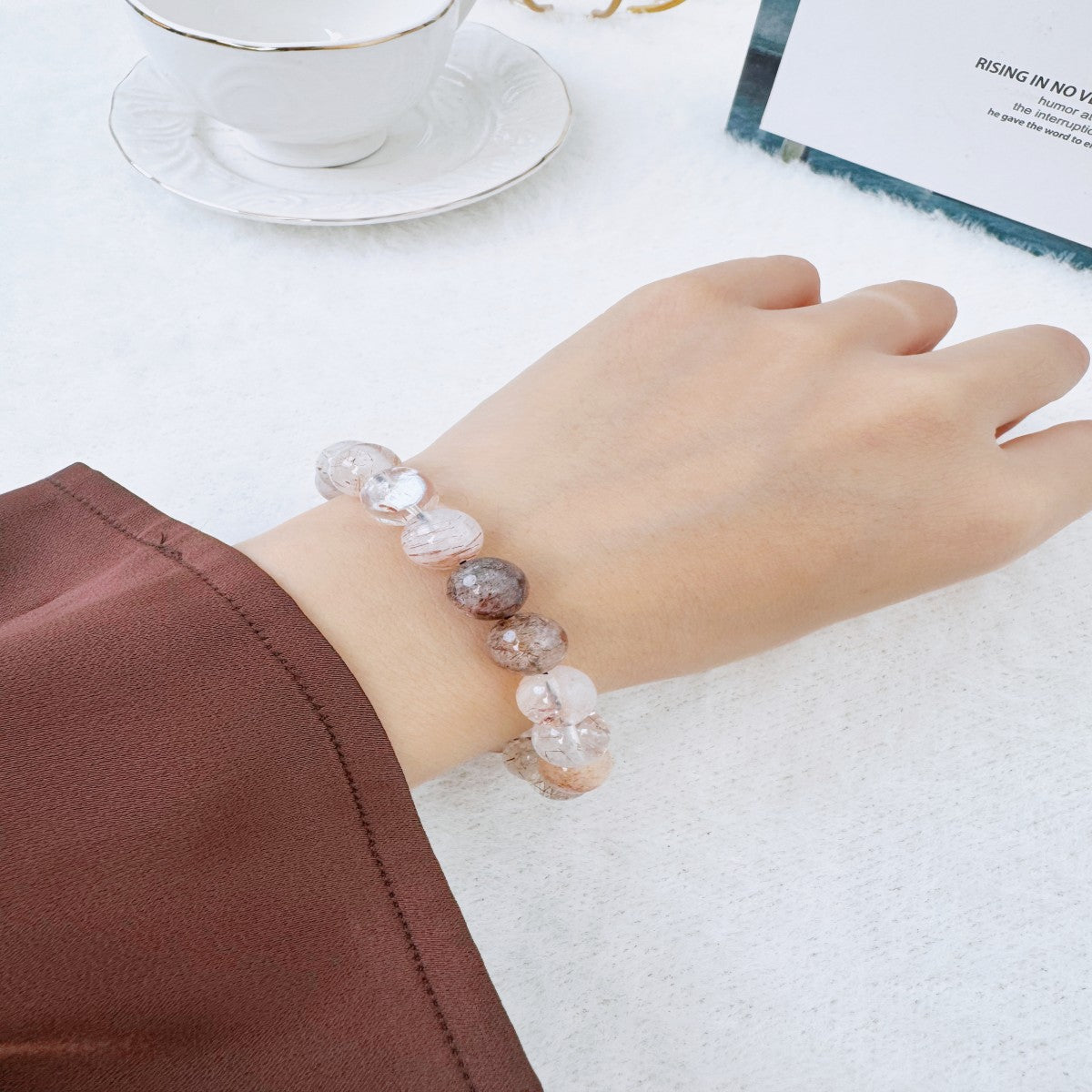 Handmade Glass Bead Bracelet – Elegant Minimalist Jewelry for Women(NCJ003)