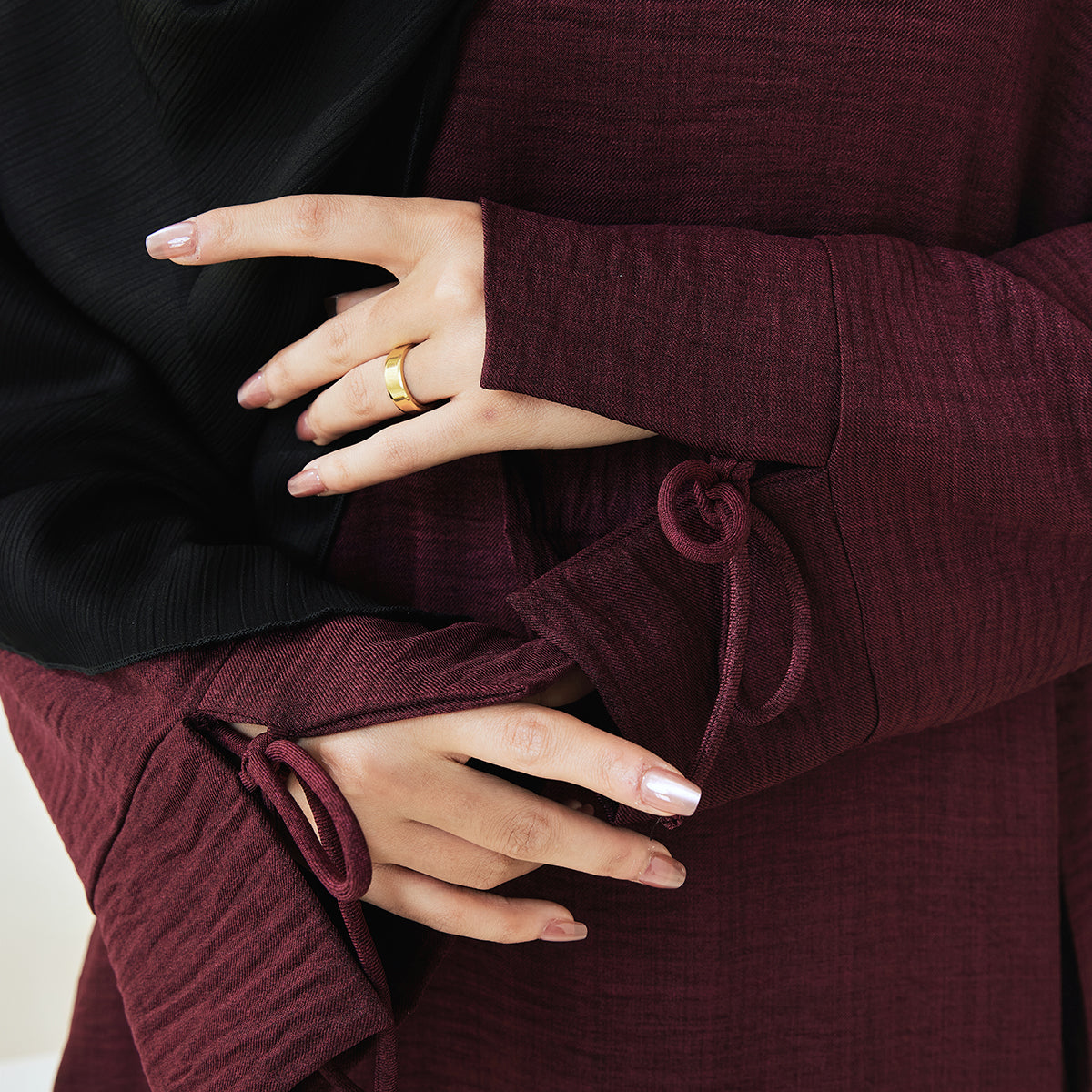 Casual Solid Color Long Robe with Tie-Detail Sleeves – Available in Multiple Colors (NCA011)