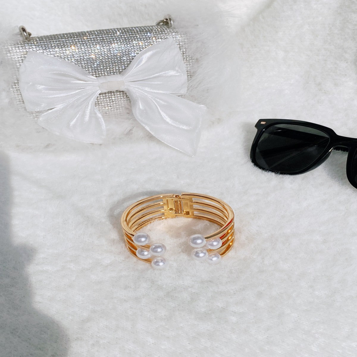 Gold-Plated Openable Wide Cuff Bracelet with Pearls – Elegant Statement Jewelry for Women(NCJ004)