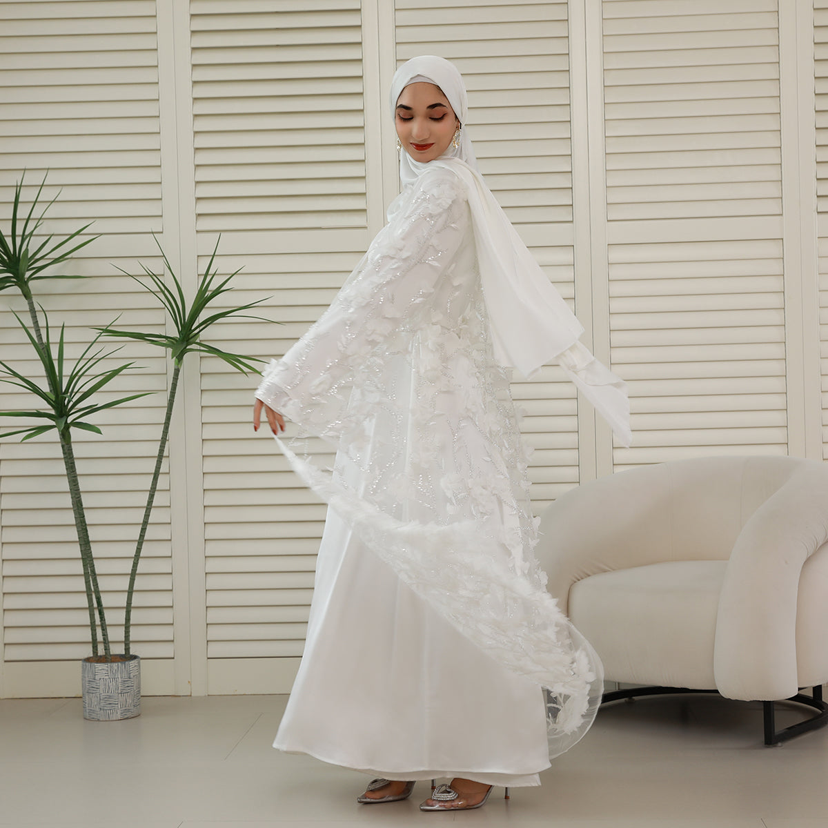 4-Piece 3D Floral Applique Abaya Set with Sheer Overlay – Elegant Occasionwear for Muslim Women-Preorder (NCS012)