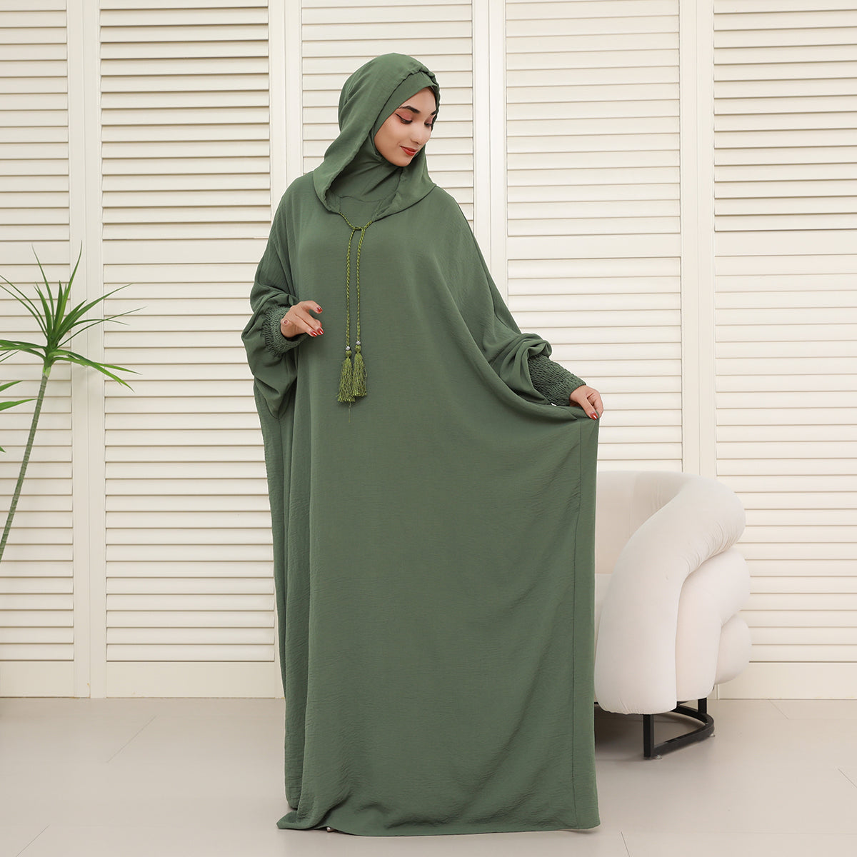 Solid colored hoodie with hat abaya (NCA005)