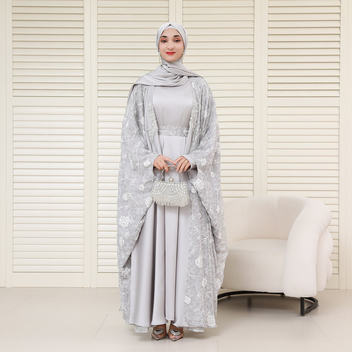 Reversible 4-Piece Batwing Abaya Set – Armani Satin & Embroidered Chiffon (NCS018)