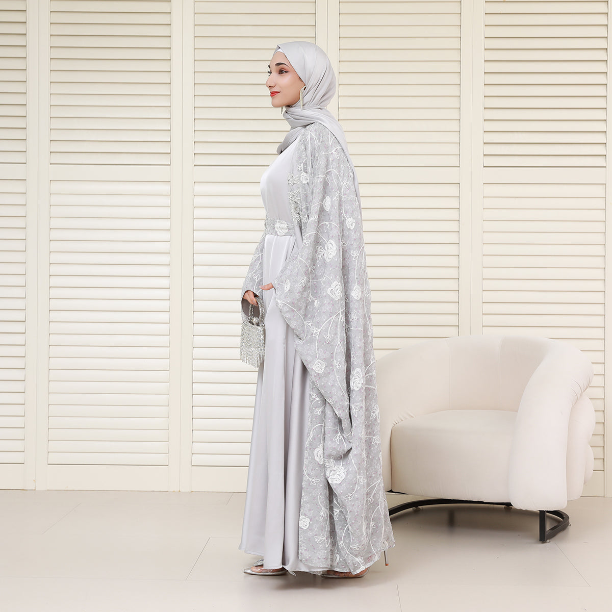 Reversible 4-Piece Batwing Abaya Set – Armani Satin & Embroidered Chiffon (NCS018)