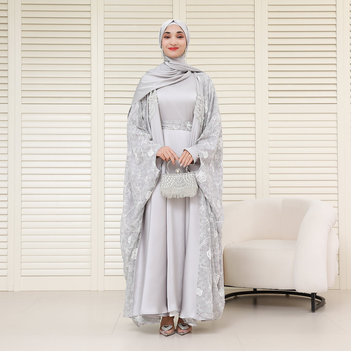 Reversible 4-Piece Batwing Abaya Set – Armani Satin & Embroidered Chiffon (NCS018)