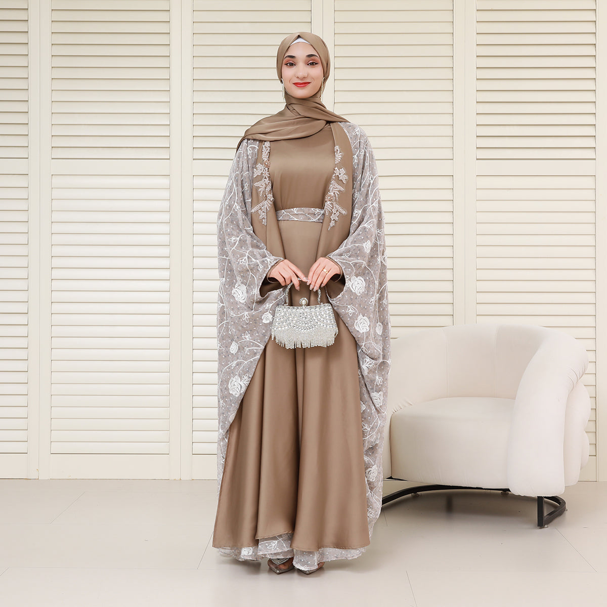 Reversible 4-Piece Batwing Abaya Set – Armani Satin & Embroidered Chiffon (NCS018)