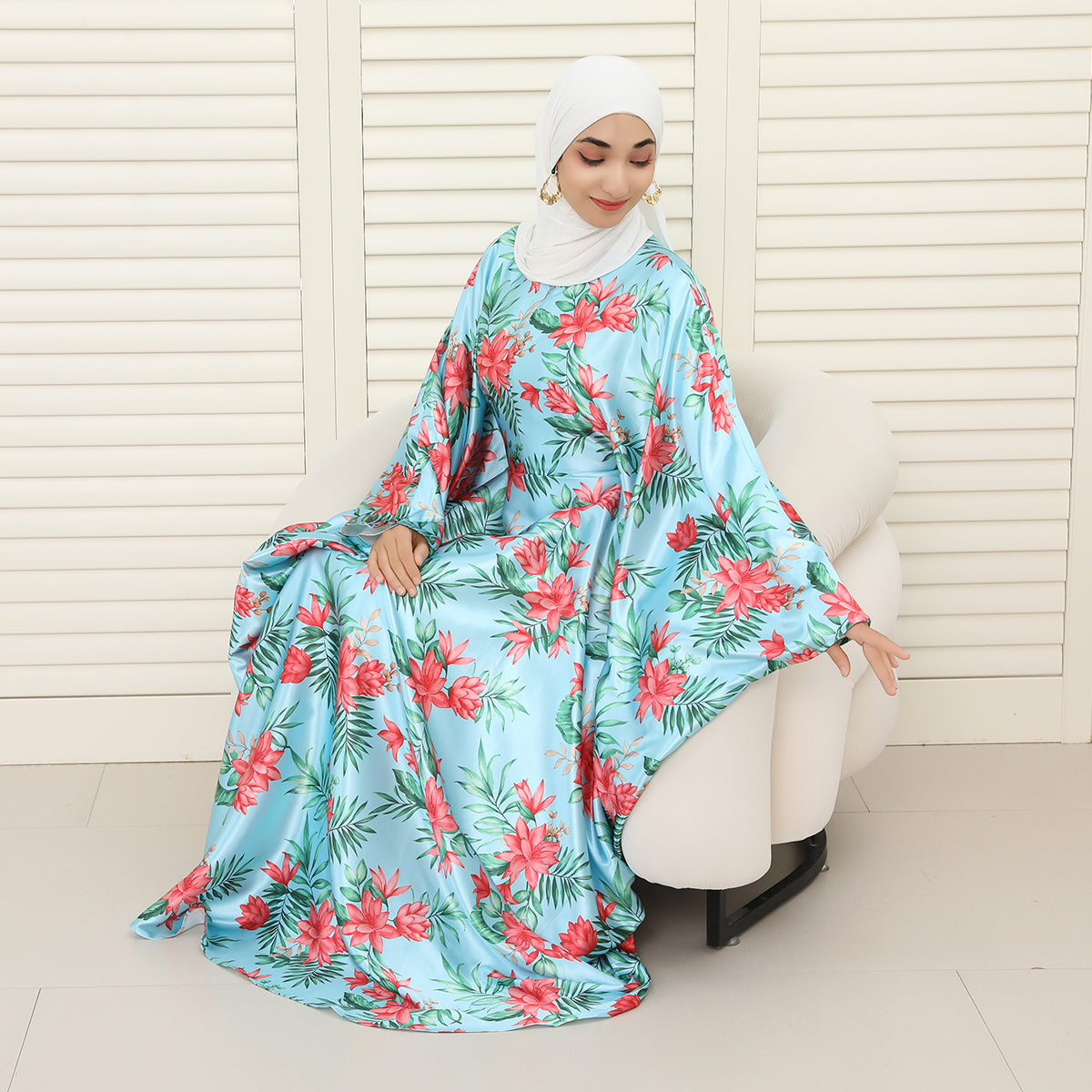 Oversized Batwing Abaya with Hidden Belt & Zipper (NCK004)