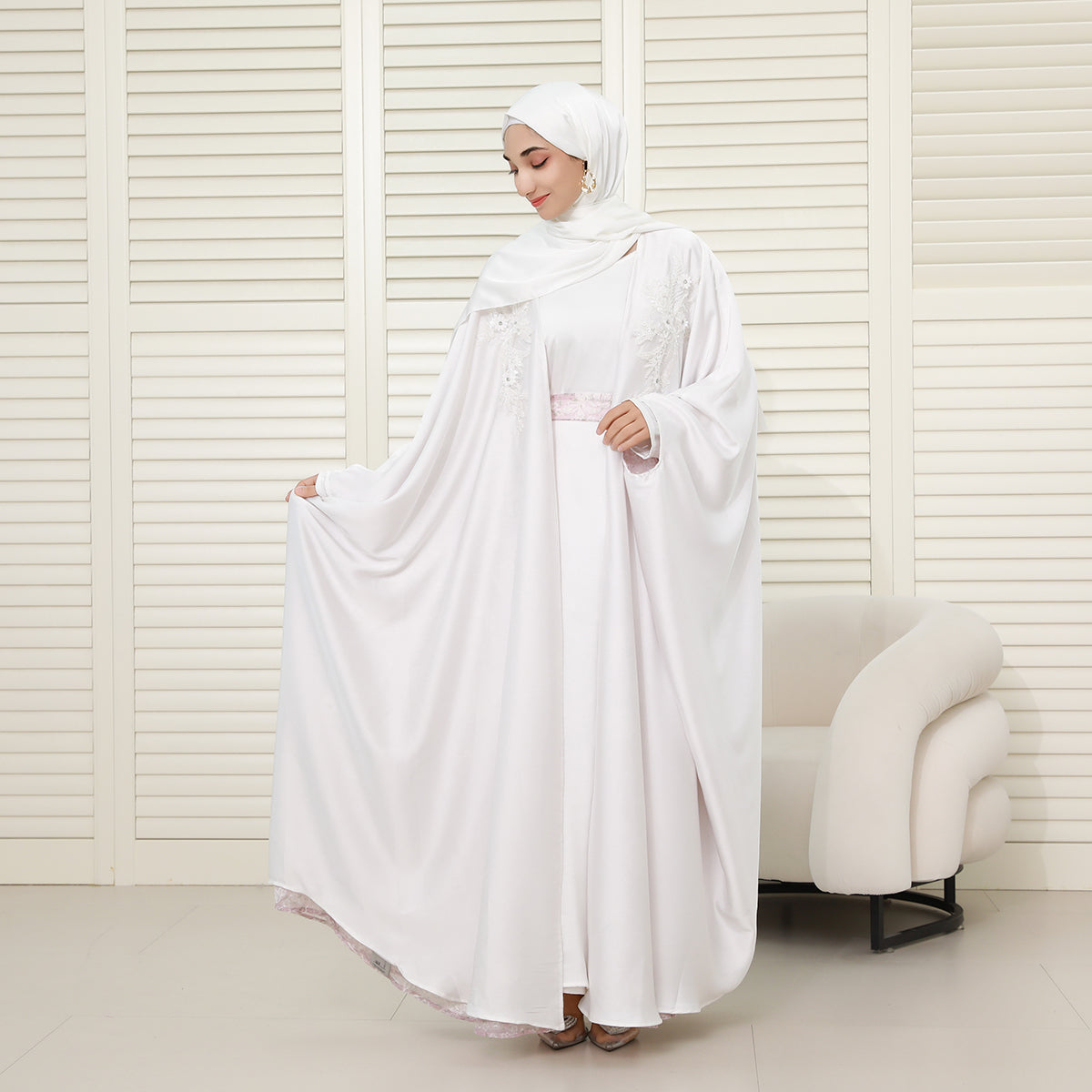 Reversible 4-Piece Batwing Abaya Set – Armani Satin & Embroidered Chiffon (NCS018)