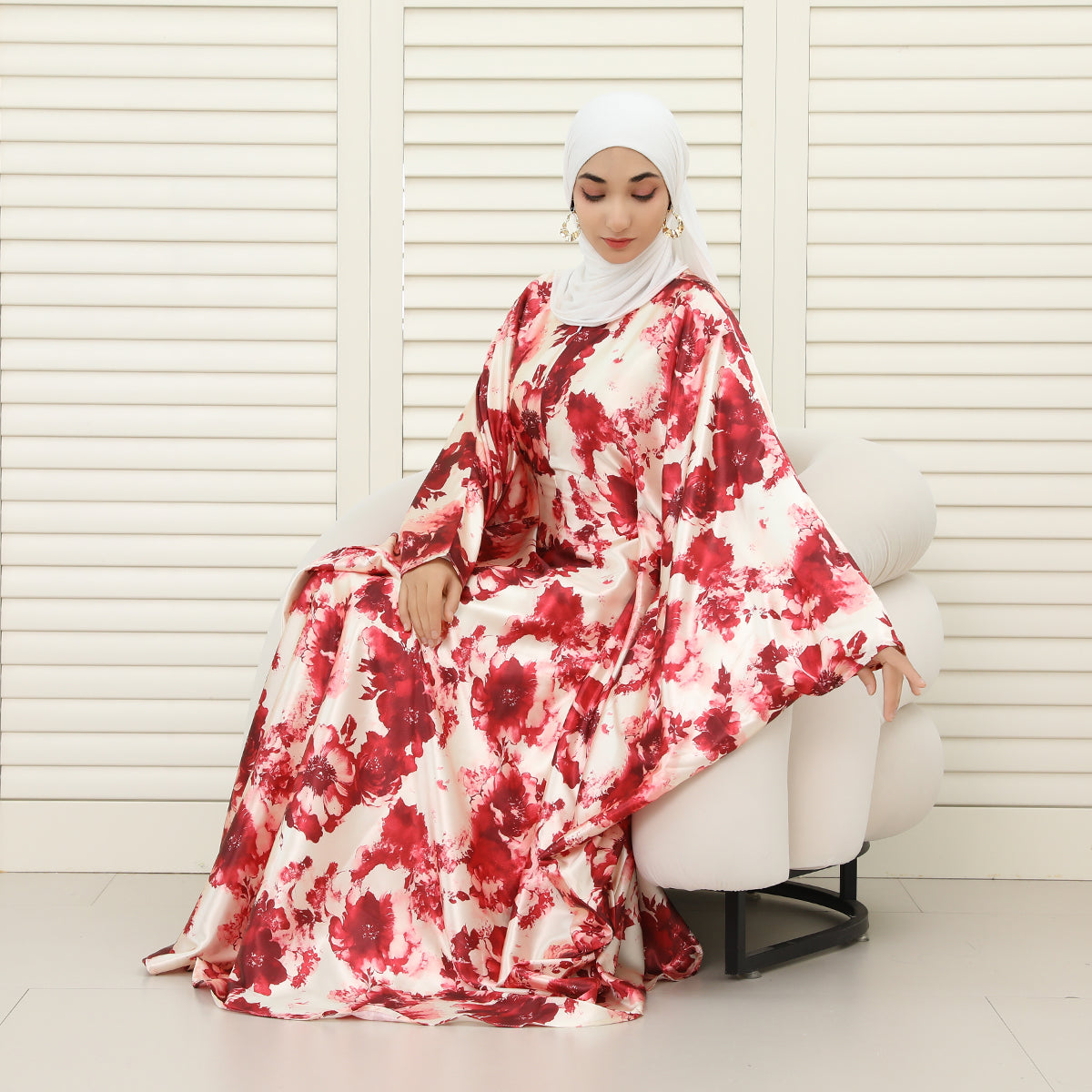 Oversized Batwing Abaya with Hidden Belt & Zipper (NCK004)