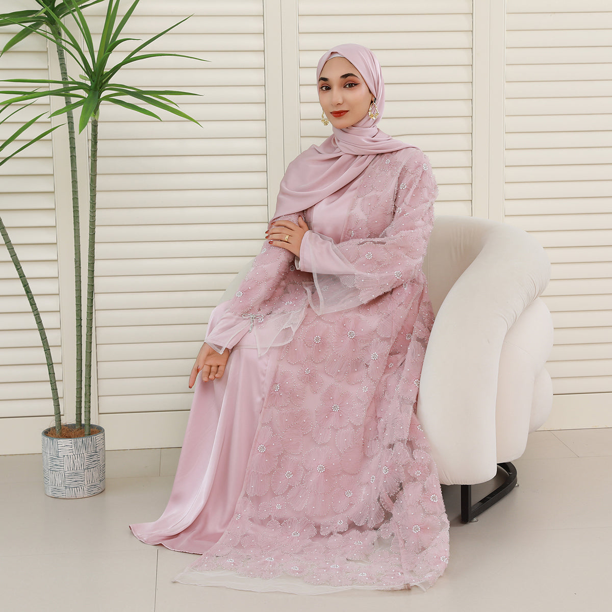 Floral Embroidered 4-Piece Abaya Set – Luxury Occasionwear Modest Dress (NCS013)