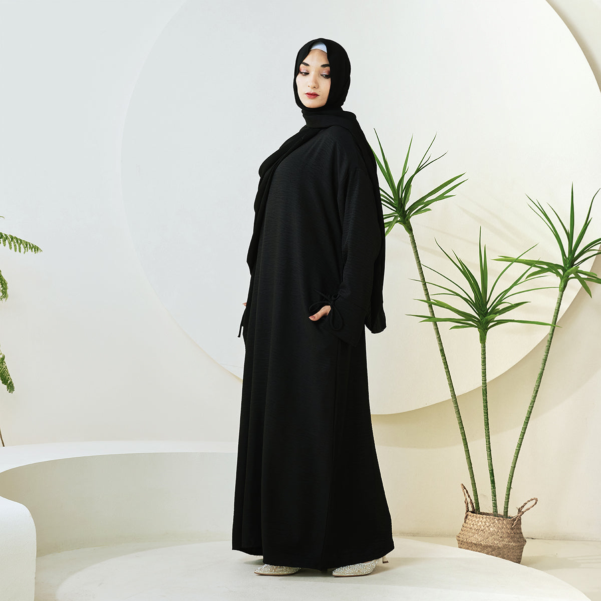 Casual Solid Color Long Robe with Tie-Detail Sleeves – Available in Multiple Colors (NCA011)