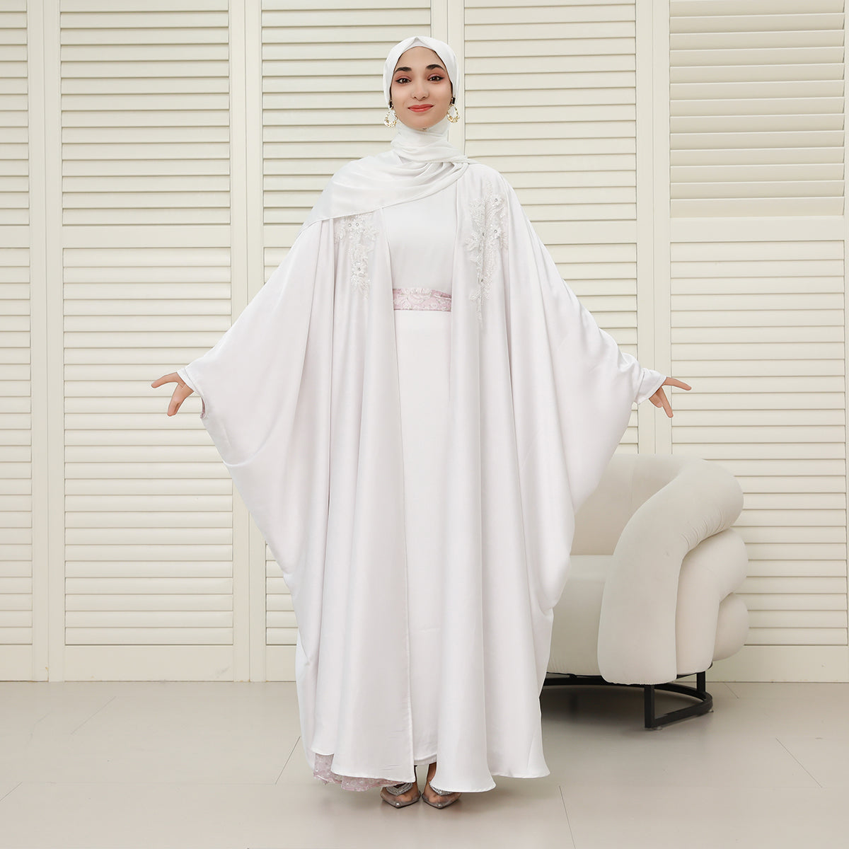 Reversible 4-Piece Batwing Abaya Set – Armani Satin & Embroidered Chiffon (NCS018)