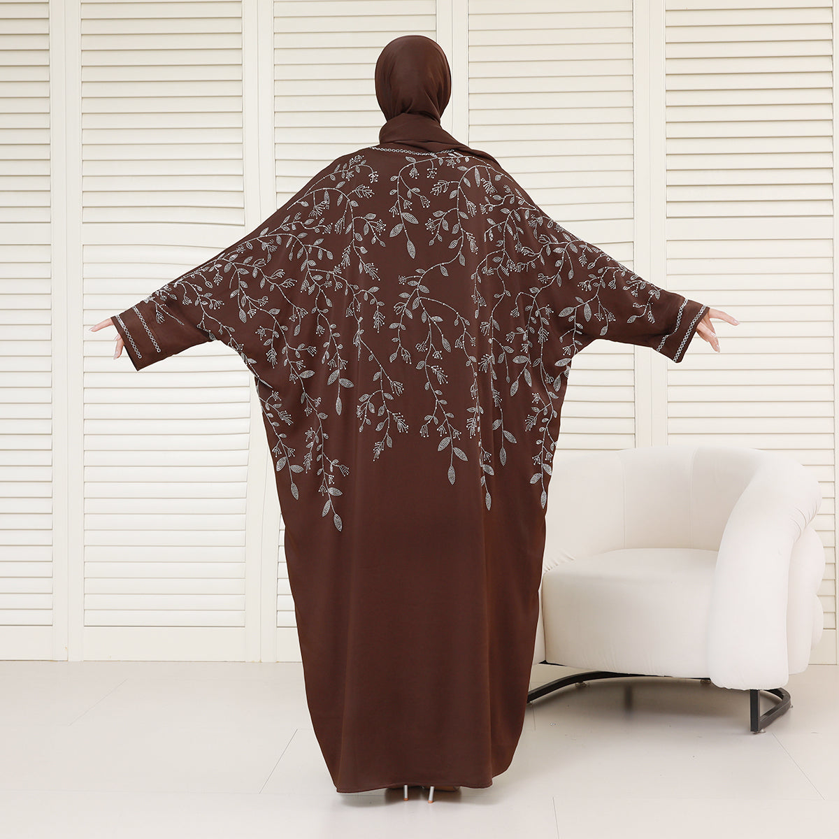 Luxury Rhinestone Zipper Abaya Dress with Built-In Belt and Hidden Snap Cuffs – Modest Maxi Dress with Pockets (NCS020)