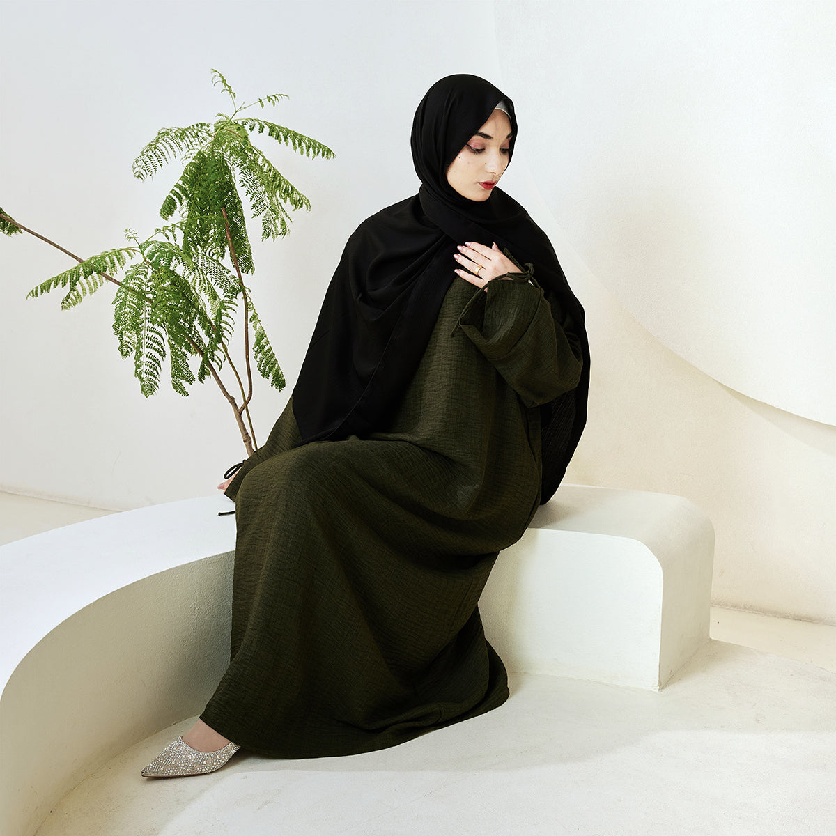 Casual Solid Color Long Robe with Tie-Detail Sleeves – Available in Multiple Colors (NCA011)