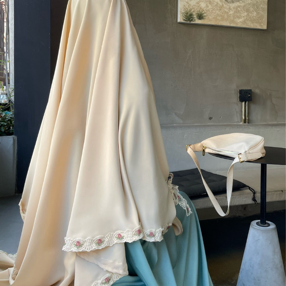 Elegant Single-Layer Khimar with Bow and Three-Tier Floral Embroidery (NCK002)