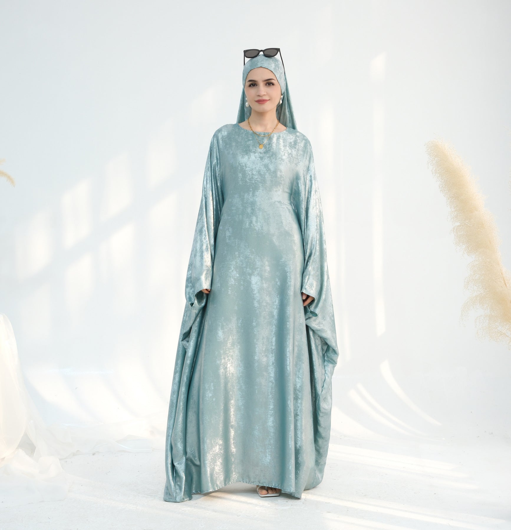 Luxe Metallic-Embroidered Abaya Dress – Oversized Modest Gown for All Body Types (NCK003)