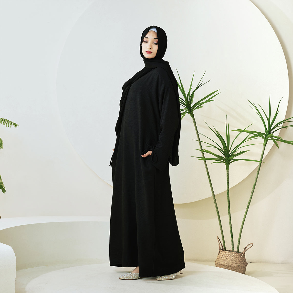 Casual Solid Color Long Robe with Tie-Detail Sleeves – Available in Multiple Colors (NCA011)