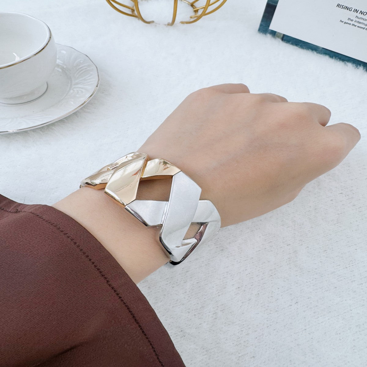 Gold-Plated Openable Wide Cuff Bracelet with Pearls – Elegant Statement Jewelry for Women(NCJ004)