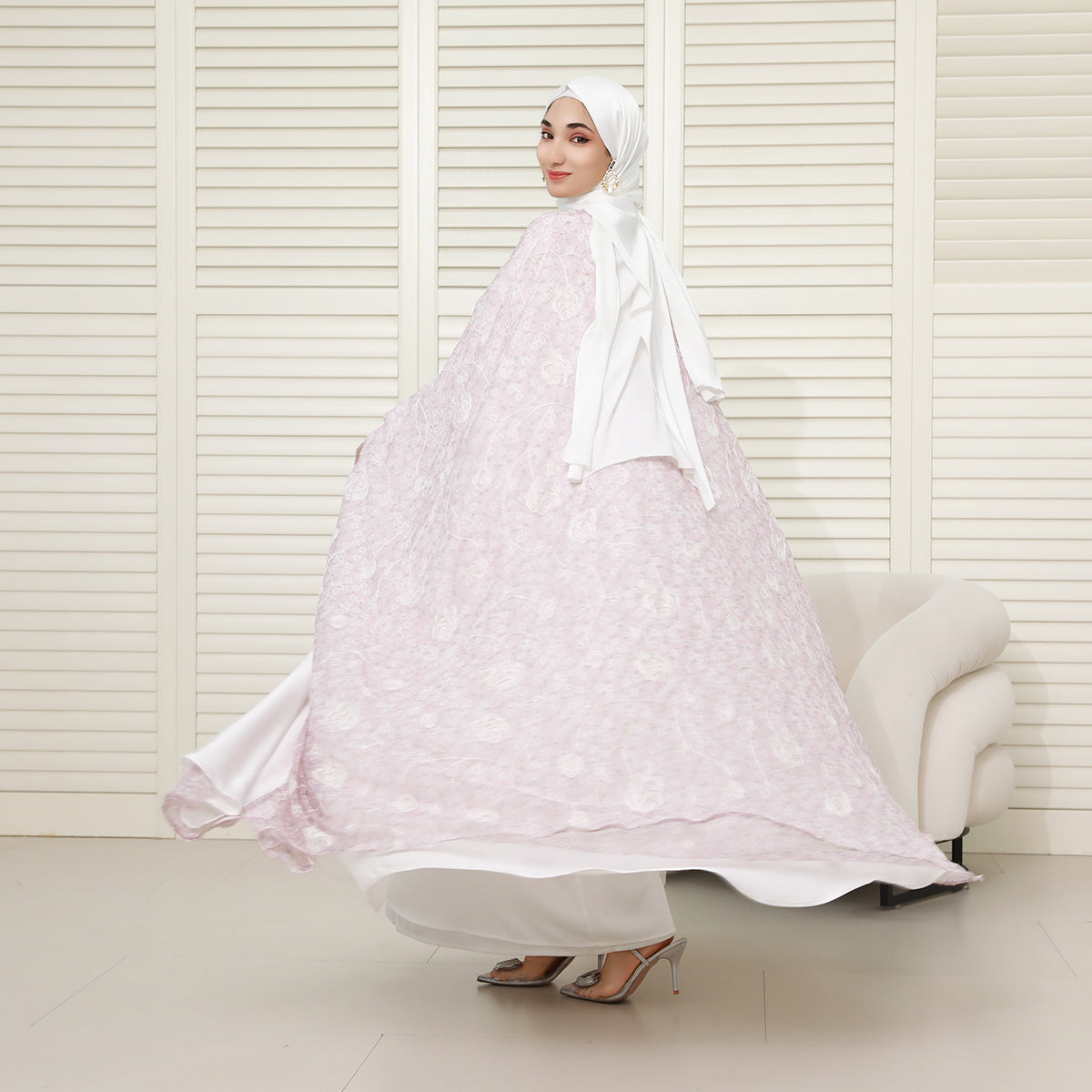Reversible 4-Piece Batwing Abaya Set – Armani Satin & Embroidered Chiffon (NCS018)