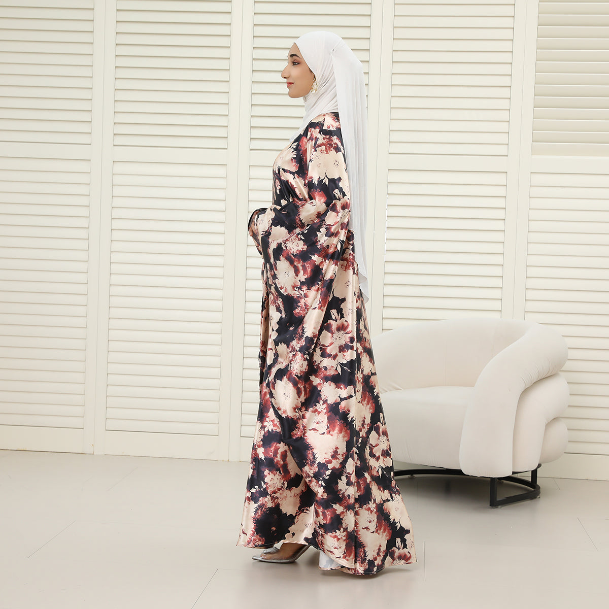 Oversized Batwing Abaya with Hidden Belt & Zipper (NCK004)