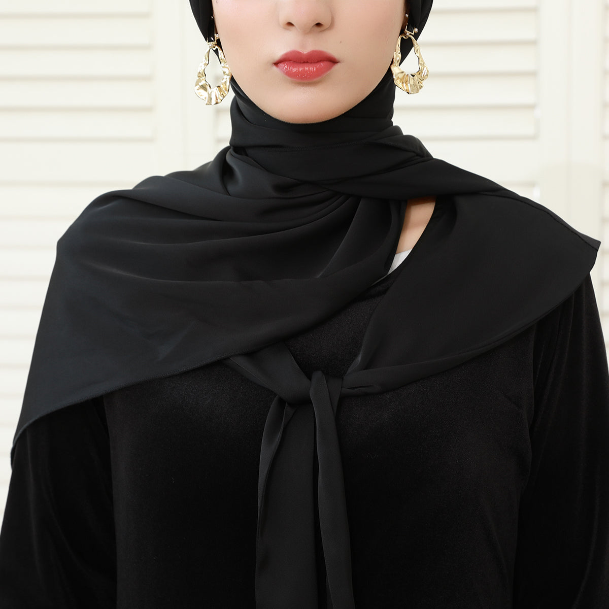 Navy Collar Velvet Satin Abaya Set with Hijab – Fall Modest Fashion (NCS016)