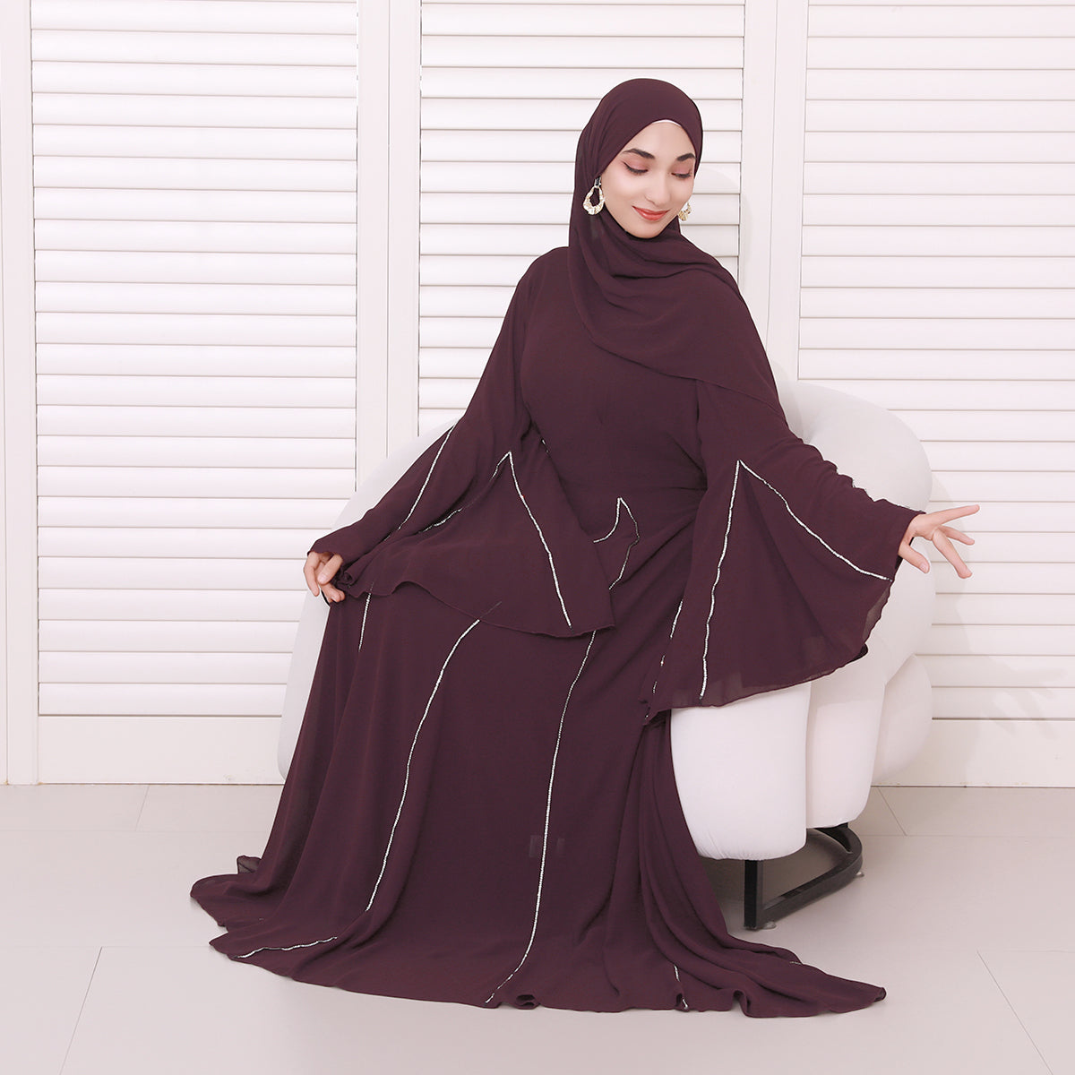 Elegant Bell Sleeve Maxi Abaya with Matching Hijab – Flowing Chiffon with Silver Trim(NCS019)