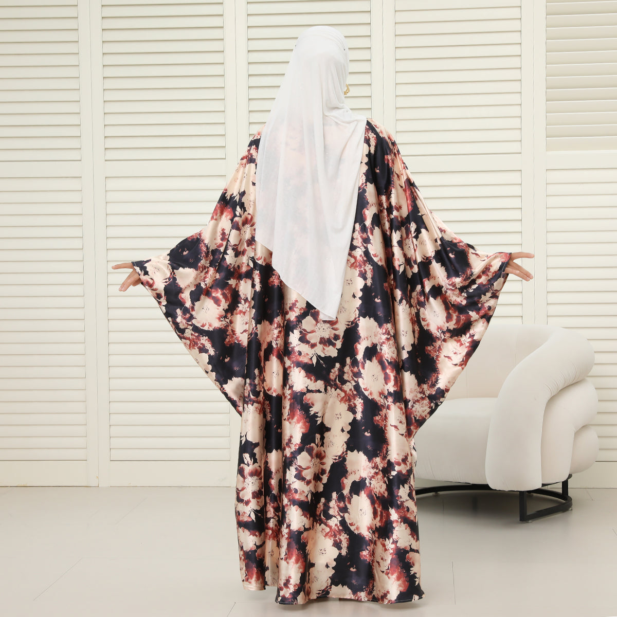 Oversized Batwing Abaya with Hidden Belt & Zipper (NCK004)