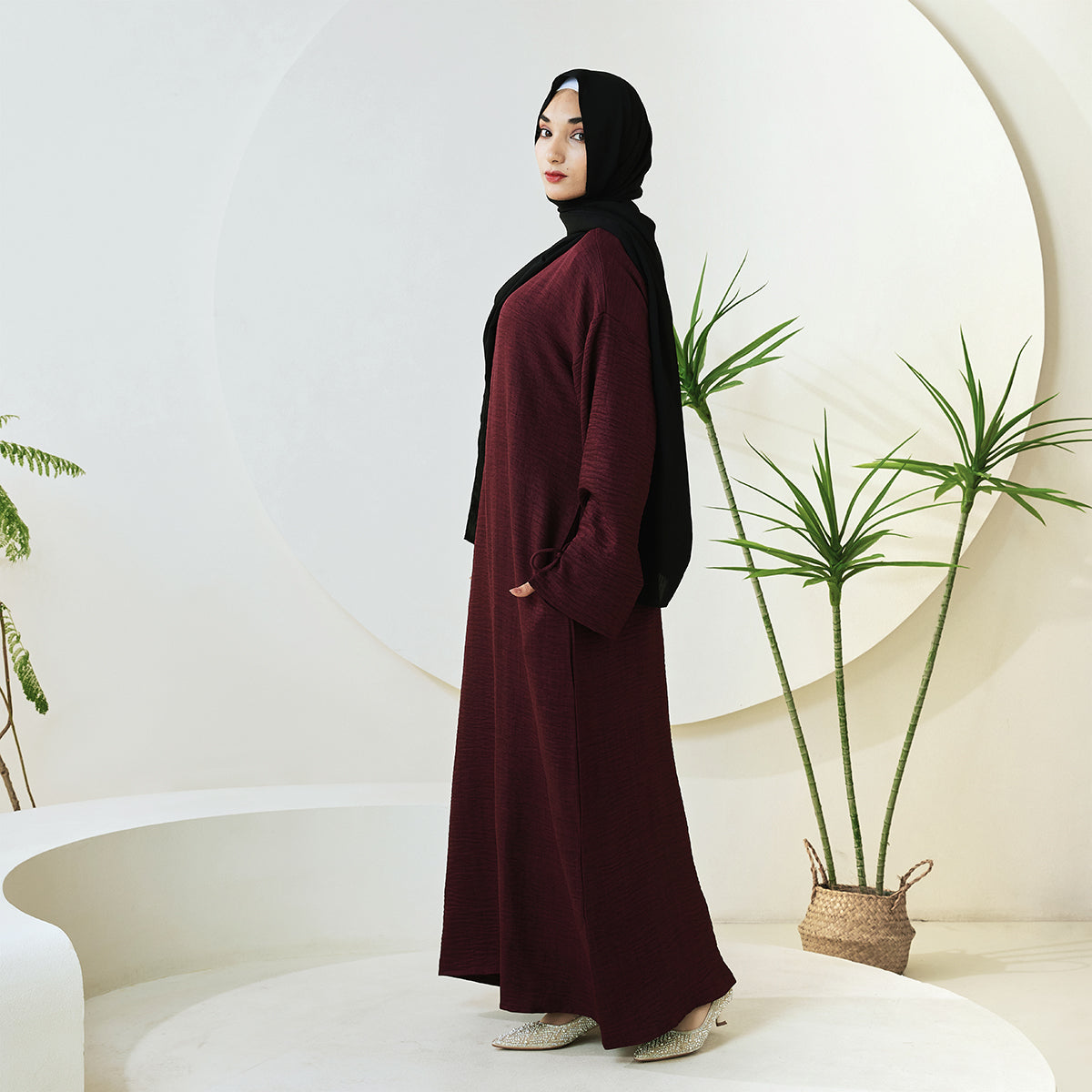Casual Solid Color Long Robe with Tie-Detail Sleeves – Available in Multiple Colors (NCA011)