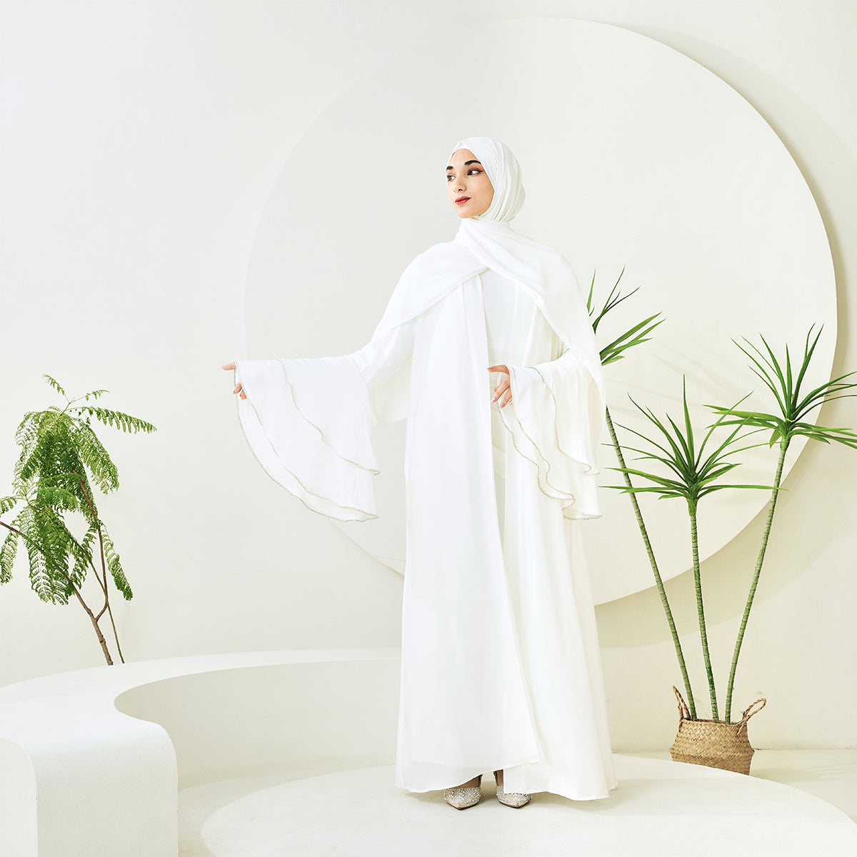 Crepe Satin Ruffle Sleeve Abaya, 5-Piece Set (NCS003)