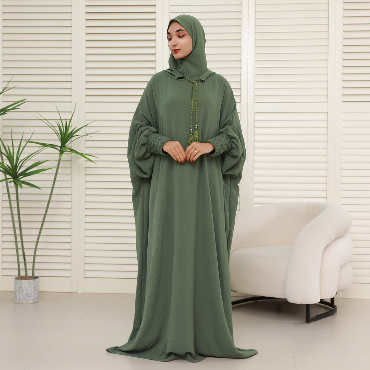 Solid colored hoodie with hat abaya (NCA005)