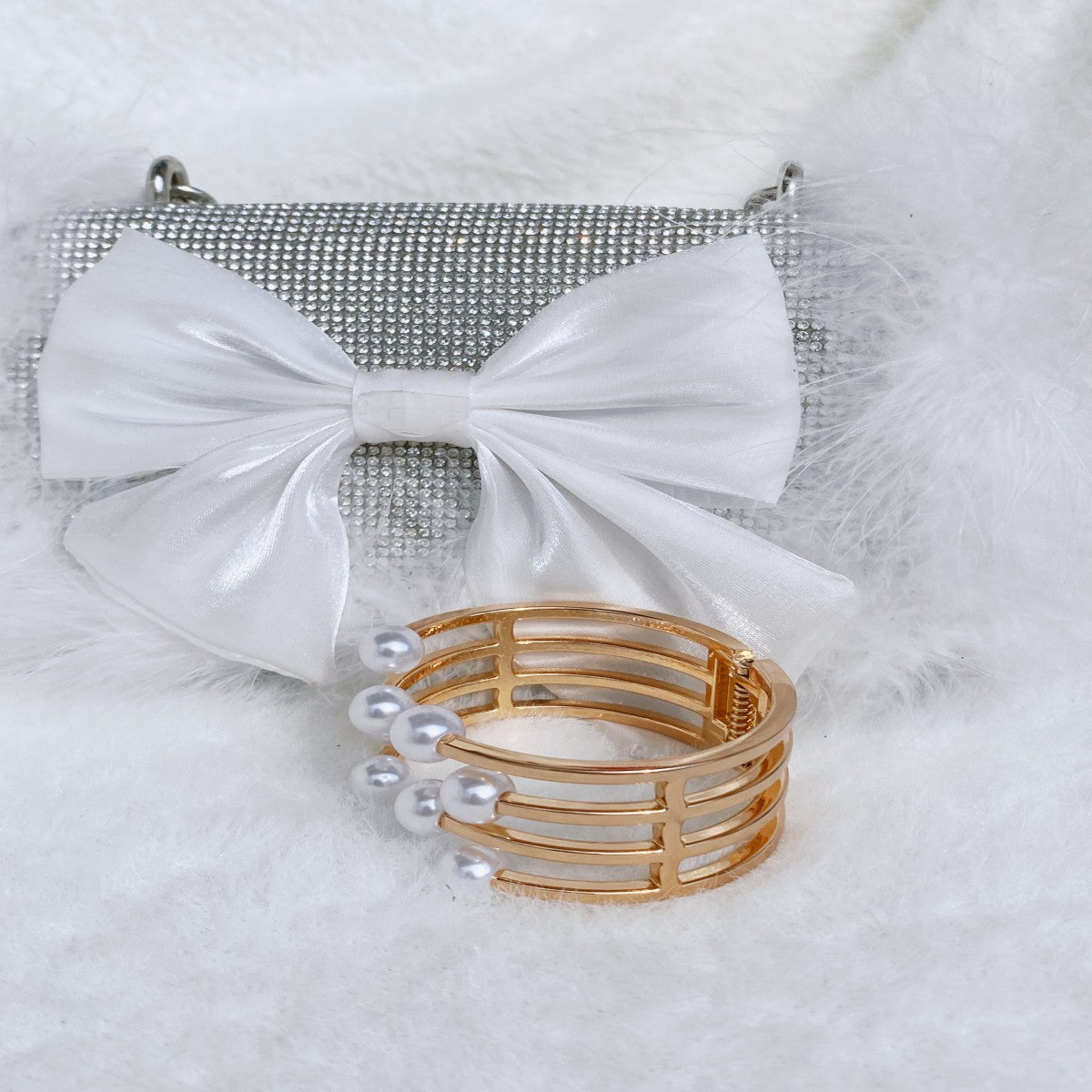 Gold-Plated Openable Wide Cuff Bracelet with Pearls – Elegant Statement Jewelry for Women(NCJ004)