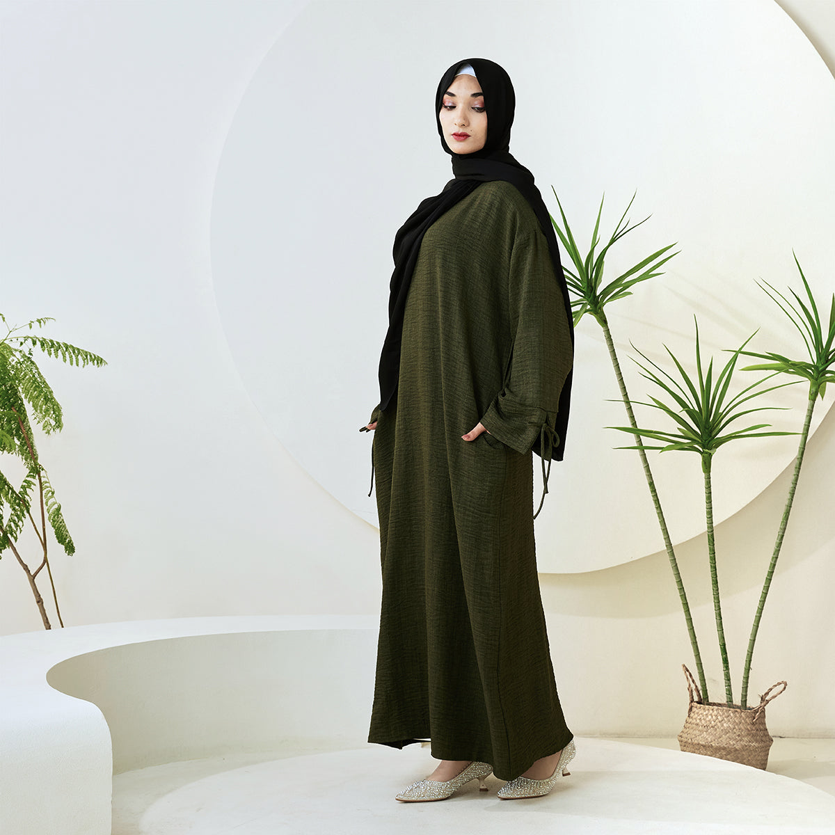 Casual Solid Color Long Robe with Tie-Detail Sleeves – Available in Multiple Colors (NCA011)