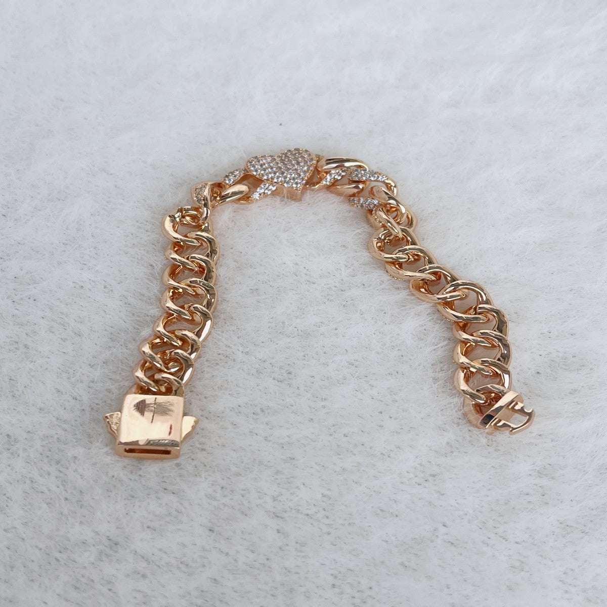 Gold Textured Alloy Bracelet – Adjustable Minimalist Bangle for Women(NCJ005)