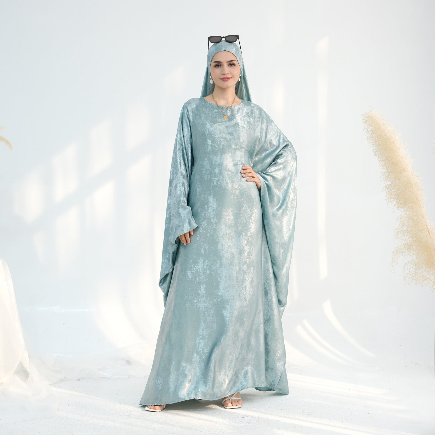 Luxe Metallic-Embroidered Abaya Dress – Oversized Modest Gown for All Body Types (NCK003)